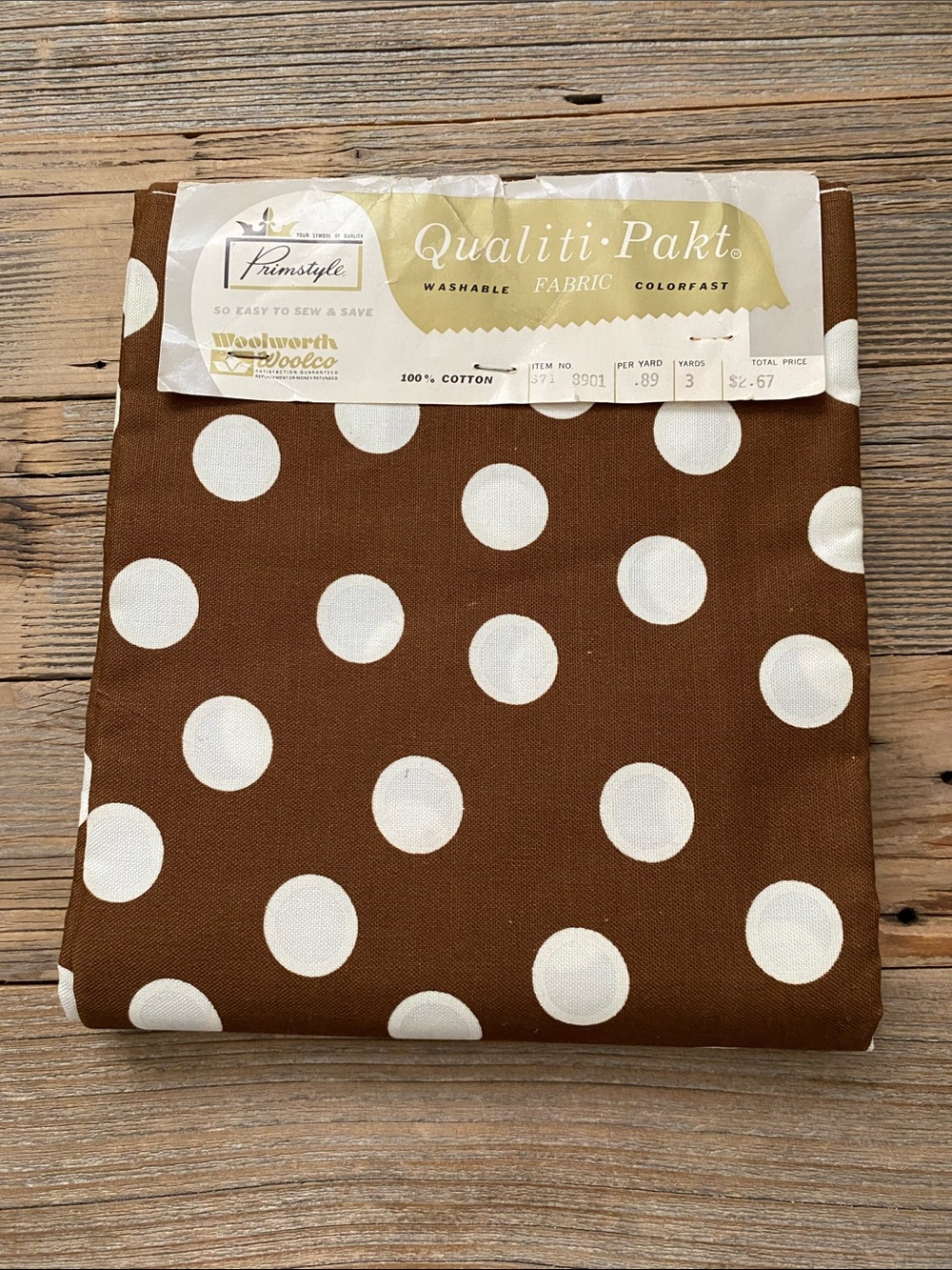 Vintage Primstyle Qualiti-Pakt 100% Cotton Fabric. 3 yds.